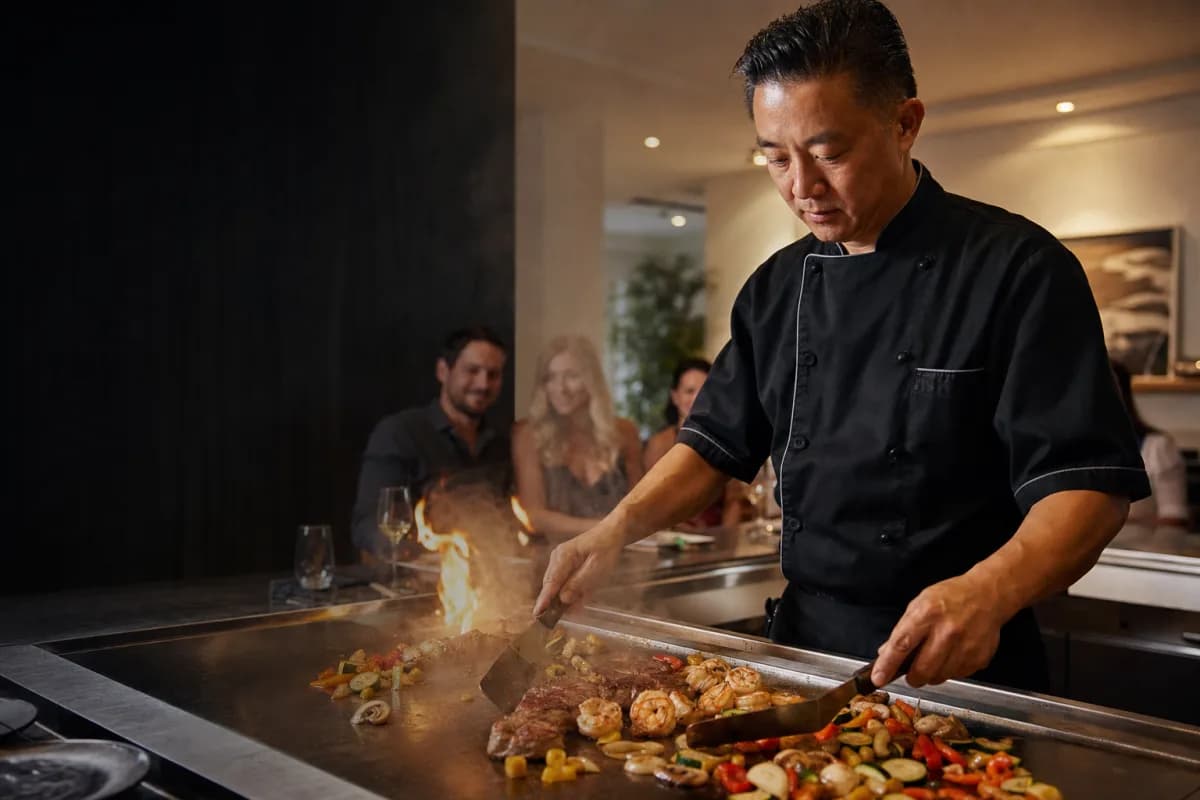 Private Chef live teppanyaki chef service